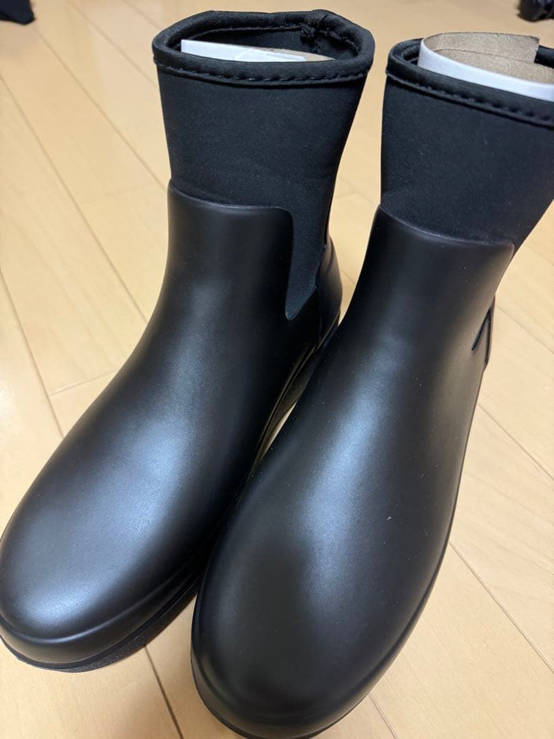 HUNTER 黒 ショートブーツ 防水 ゴム製 滑り止め付き24センチ