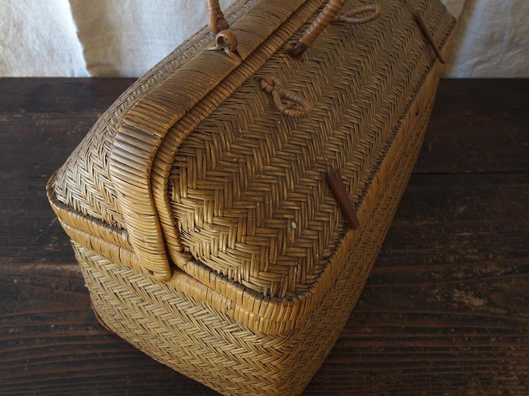 ふた付きバスケット パニエ かご細工 柳 籐 枝編み細工 ヨーロッパ /K404