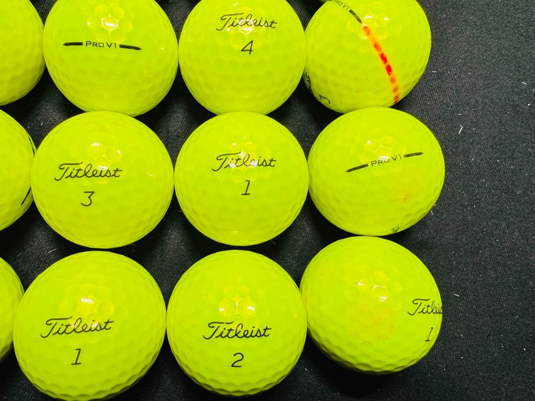 最新 タイトリスト PRO V1 2025年モデル 30個　　イエロー
