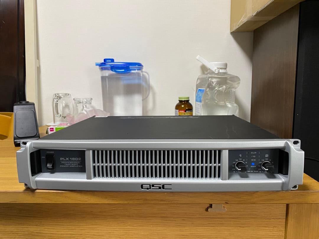 QSC PLX1802 パワーアンプ