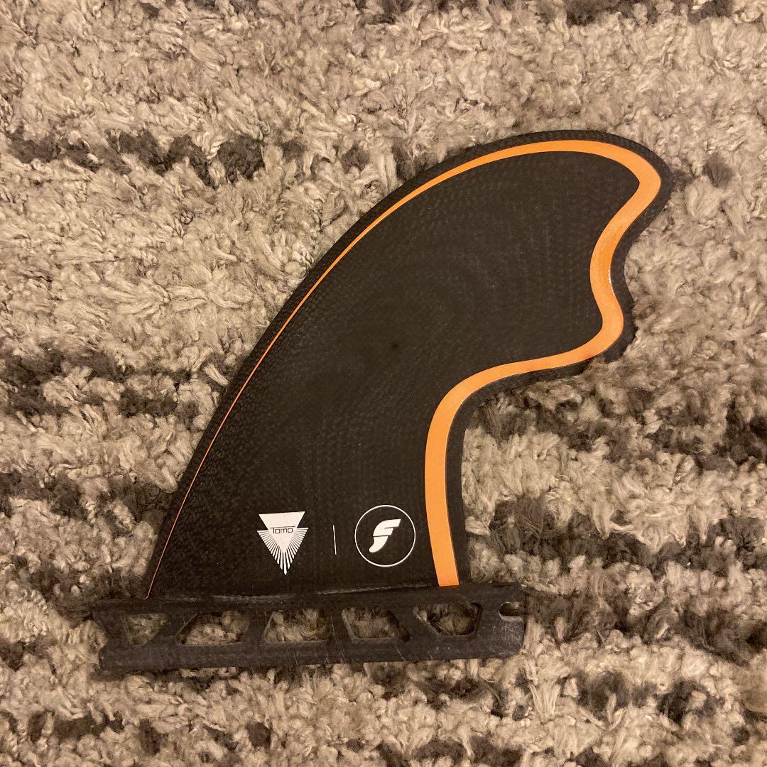 サーフィンフィン　フューチャー トモクワッド