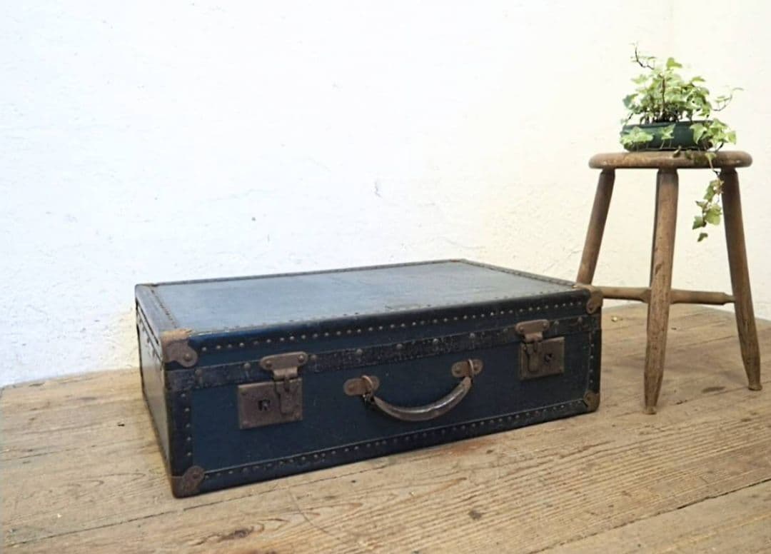 1037 ヴィンテージ　トランク　バック　カバン　収納ケース　オブジェ　レトロ