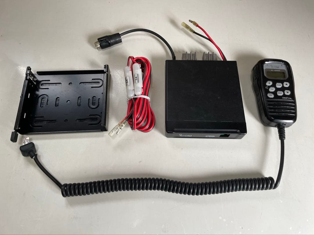 アイコム　デジタル簡易無線　DPR-1 5W 30CH & HM-190