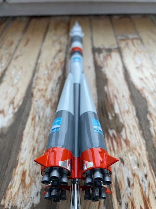 ロシアのソユーズロケット（精密模型）