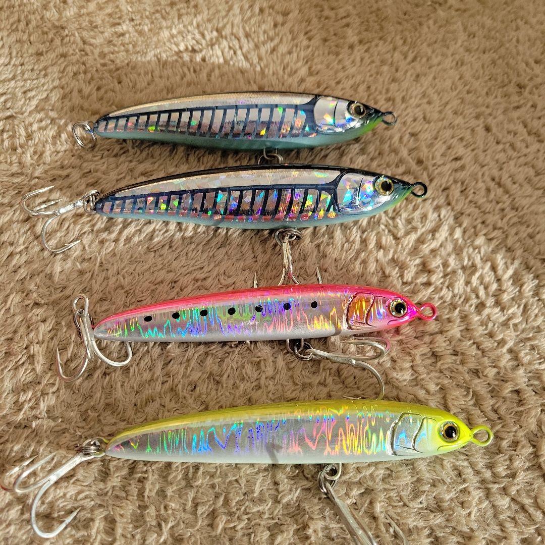 システムボックス　ルアー×4　DAIWA リーダー　ストリンガ　ハサミ　ナイフ