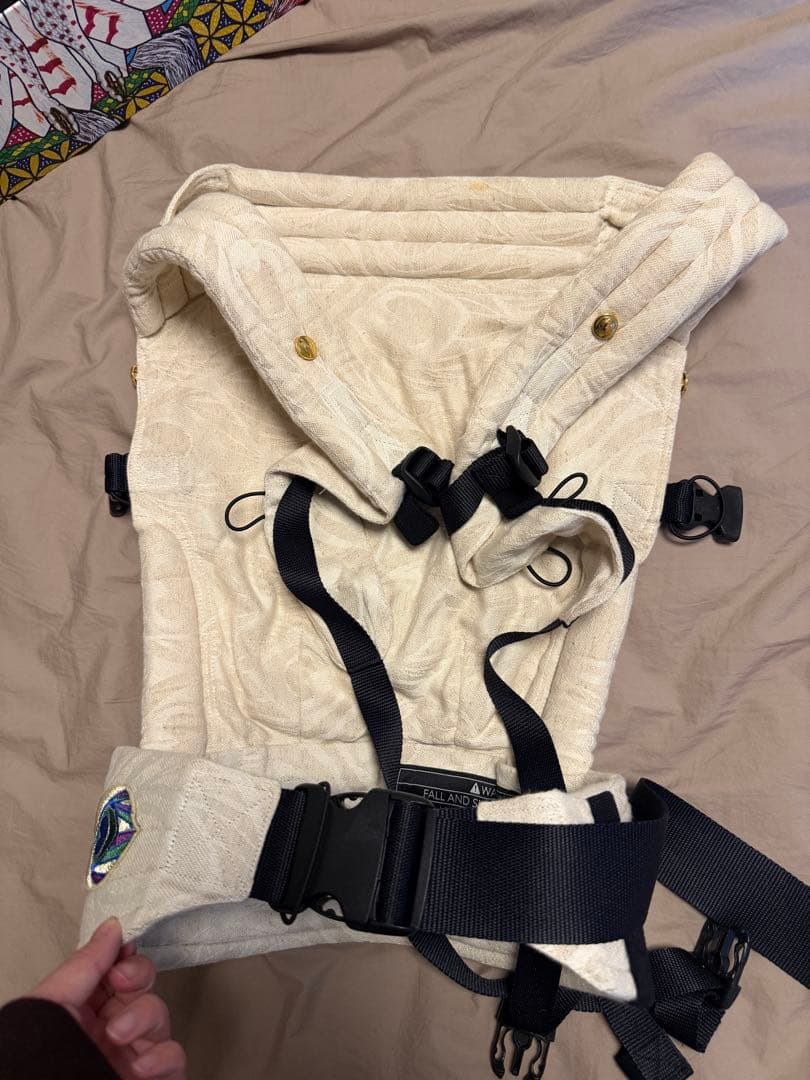 artipoppe抱っこ紐 クリーム色