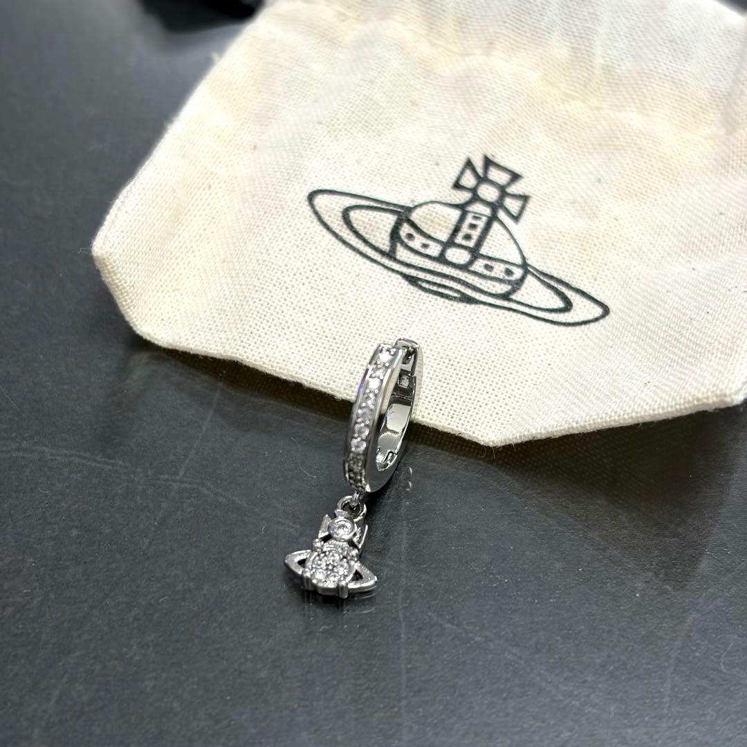 コ2/Vivienne Westwood/片耳ピアス/フープピアス/シルバー
