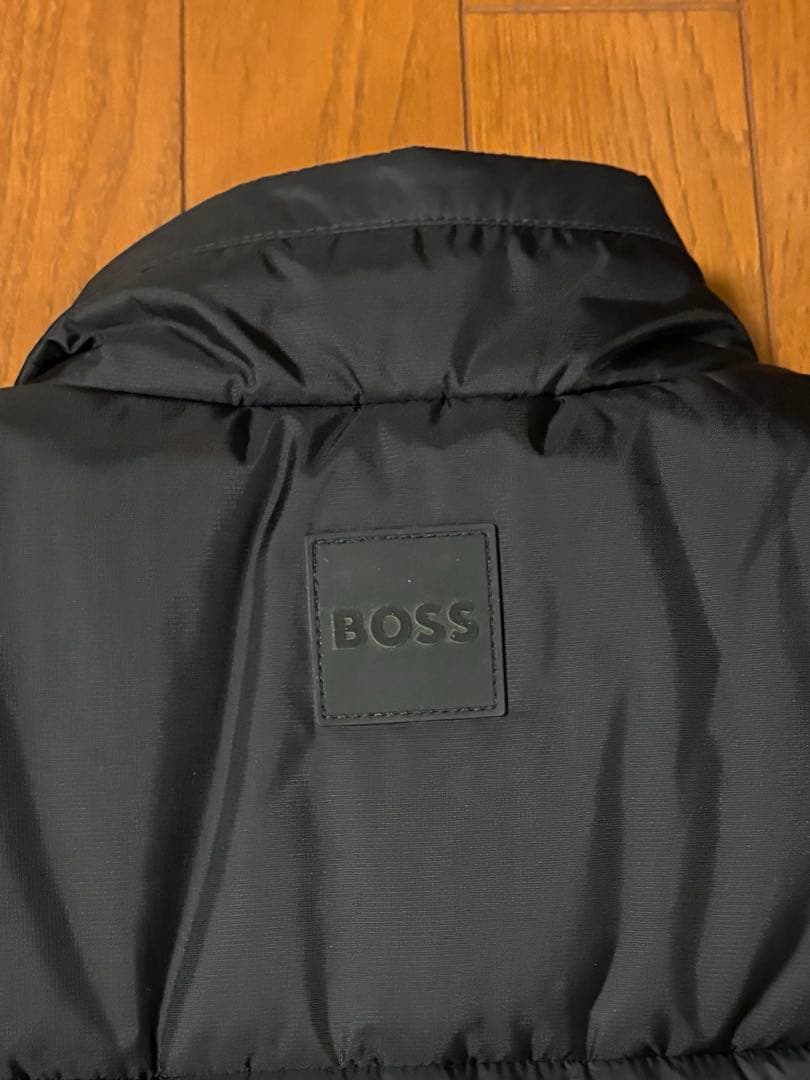 4回目の値下げです‼️美品　BOSS ダウンベスト 黒