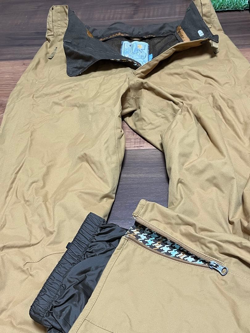 スノボウェアBURTON