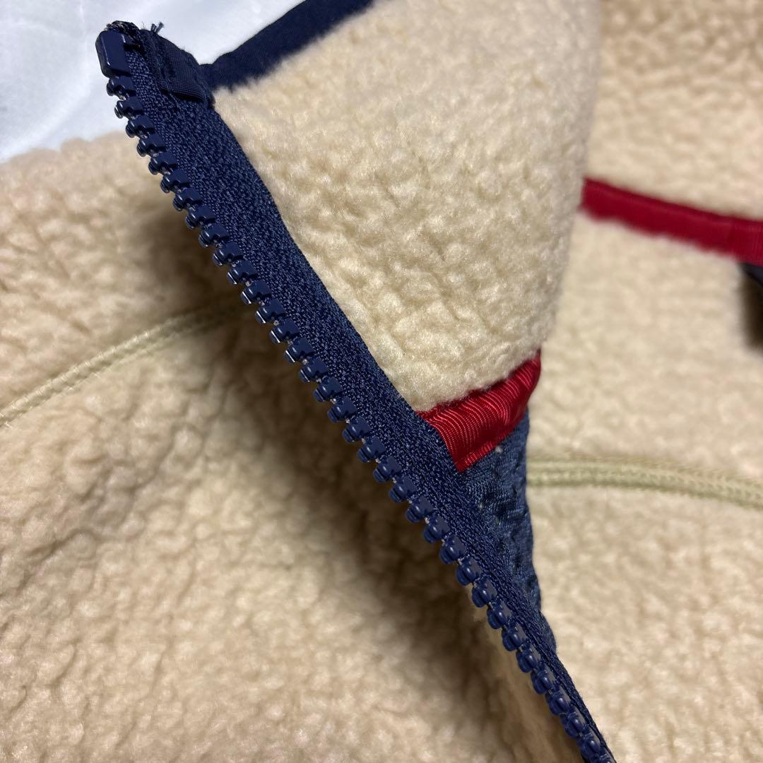✨美品✨パタゴニア　レトロ・パイル フリースベスト ベージュ 胸ロゴ　好配色