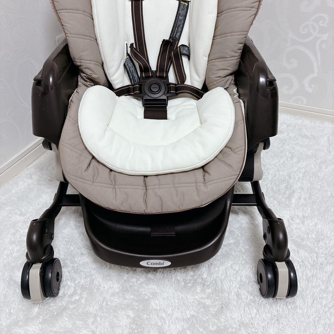【美品】Combi コンビ ネムリラAT 新生児 自動 ハイローチェア