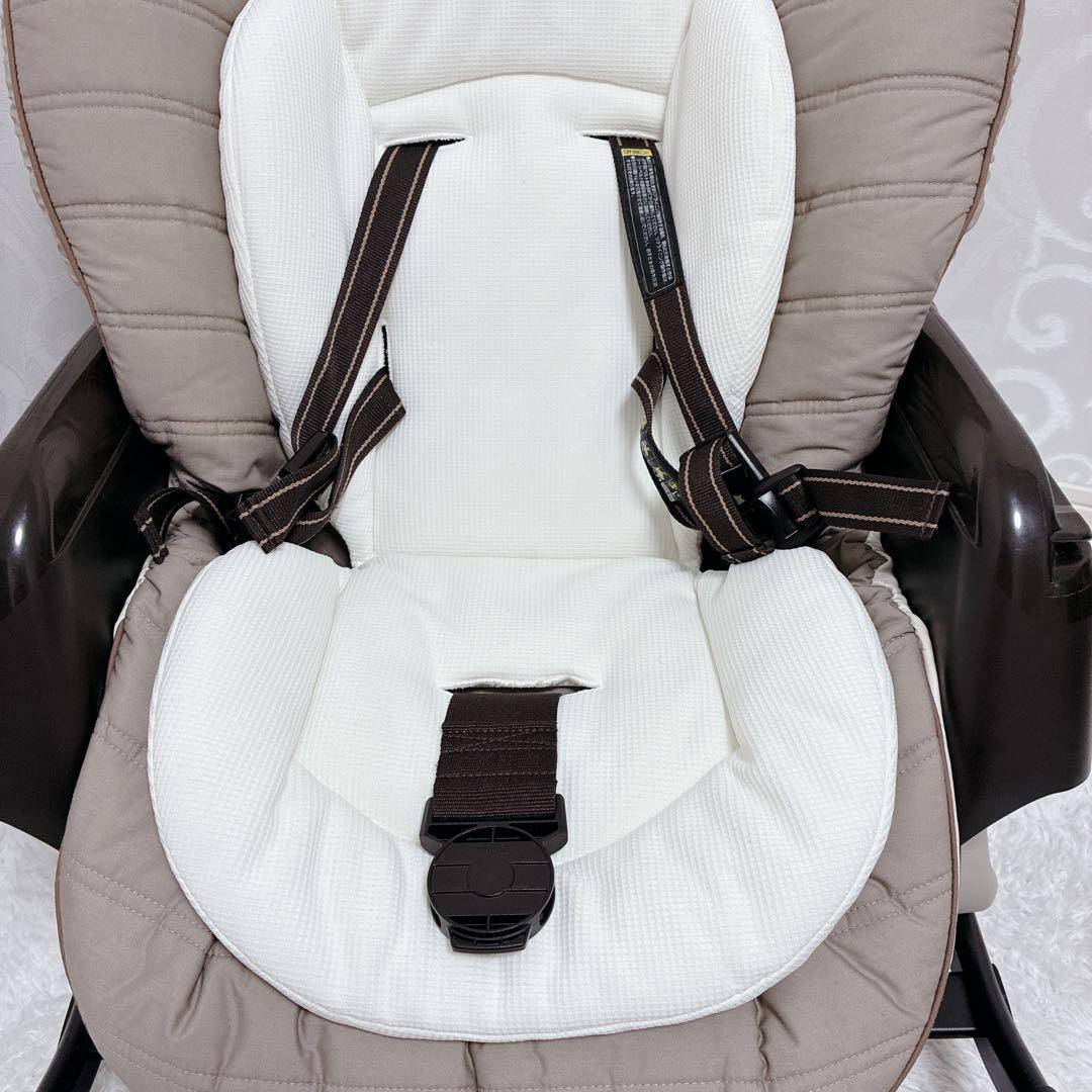 【美品】Combi コンビ ネムリラAT 新生児 自動 ハイローチェア