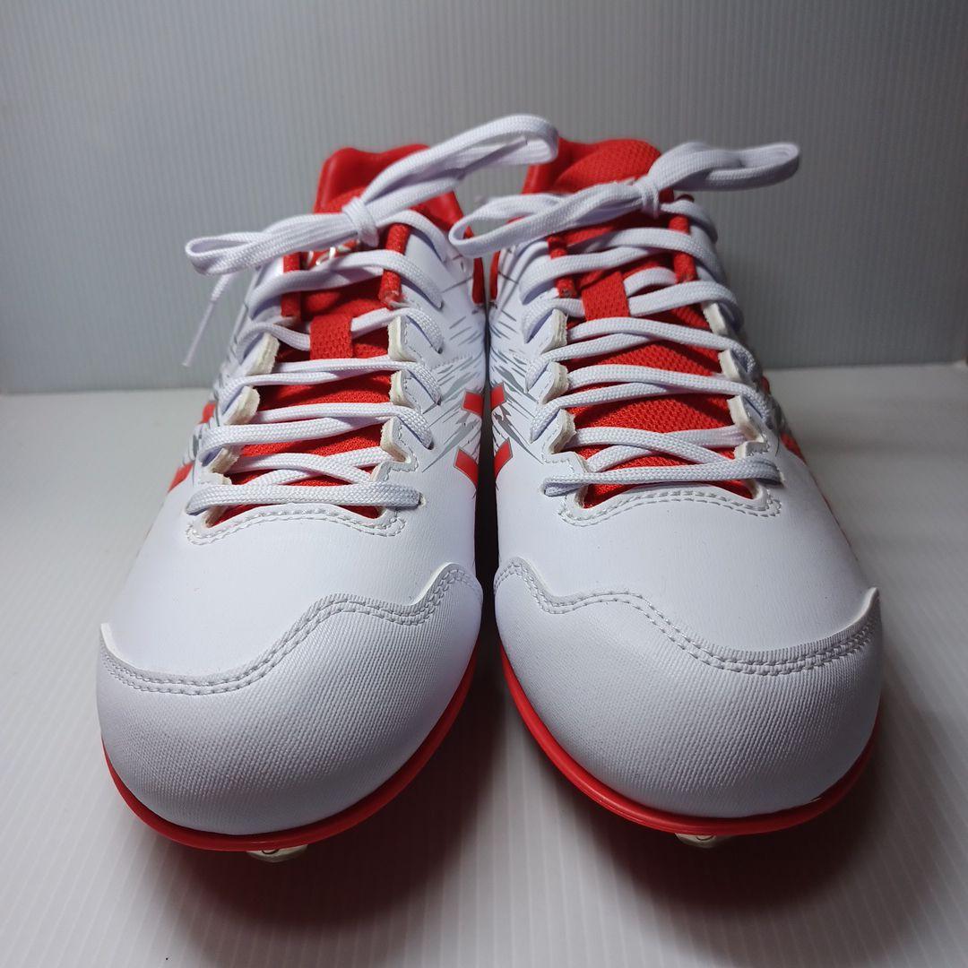 ASICS スパイクシューズ ホワイト/レッド　2５cm　金具スパイク　箱付き