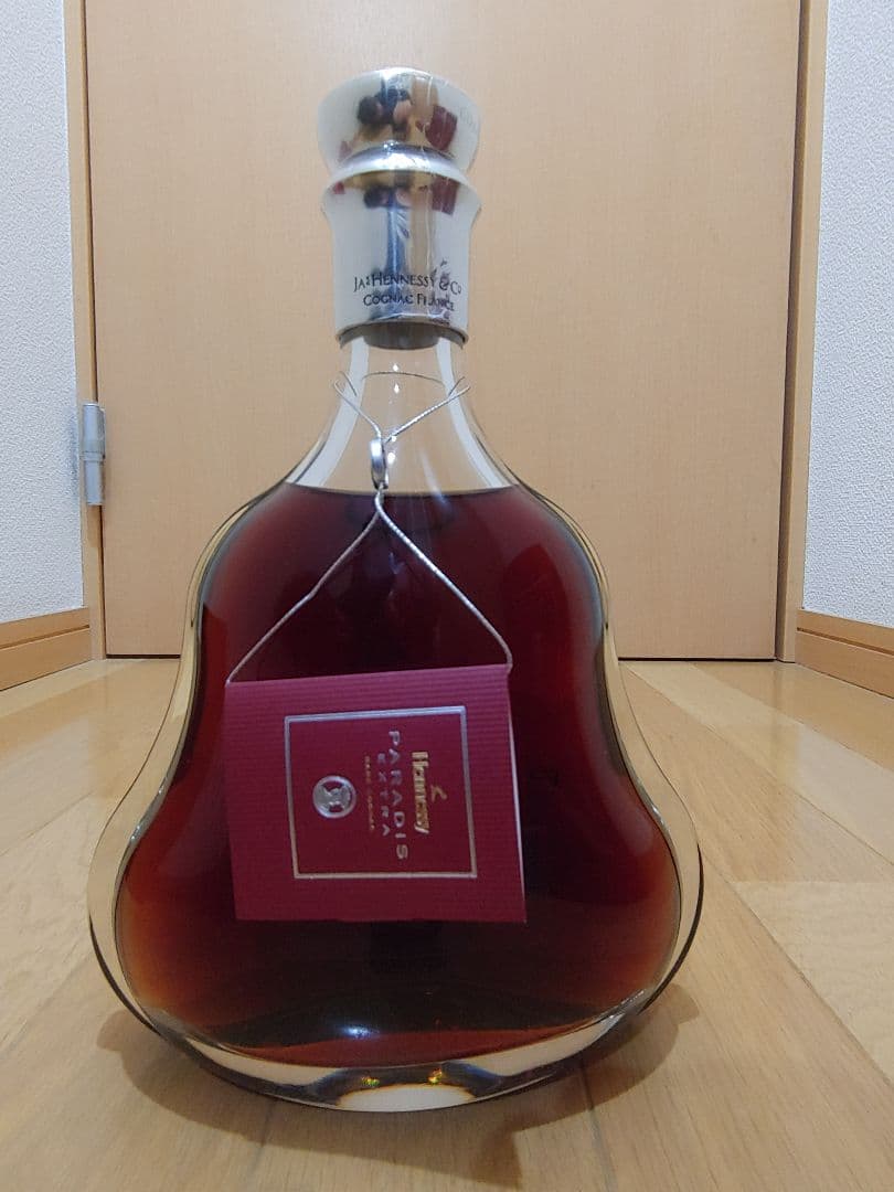 ヘネシー パラディ エクストラ 700ml 40% 専用箱・グラス付