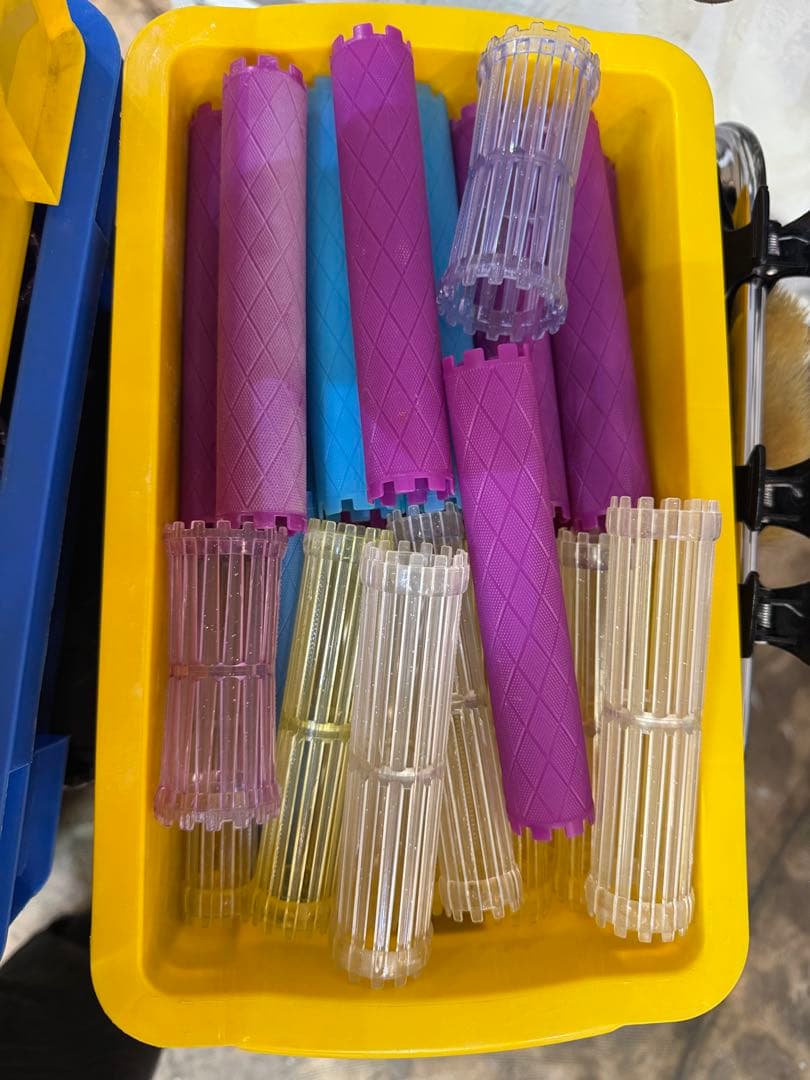 パーマ用ロッド・円錐・ロング・ビッグロッド各種 100本近くあり