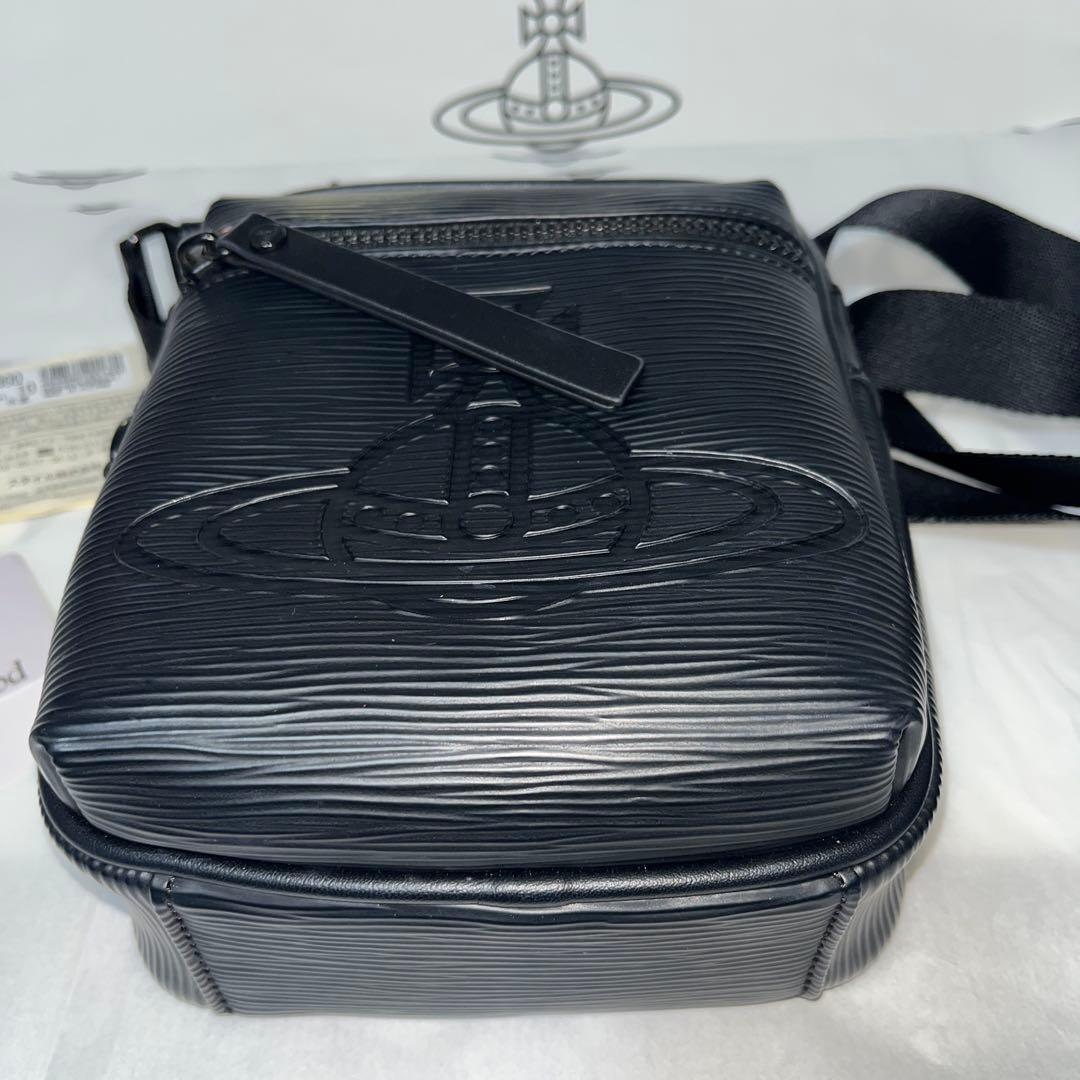 ユニセックスVivienne Westwood ブラックショルダーバッグ