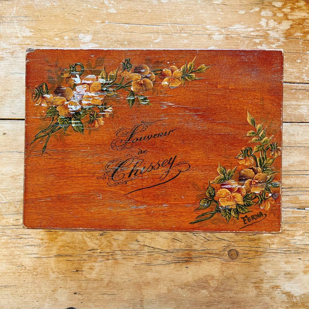 フランス　良いアンティーク感のウッドボックス