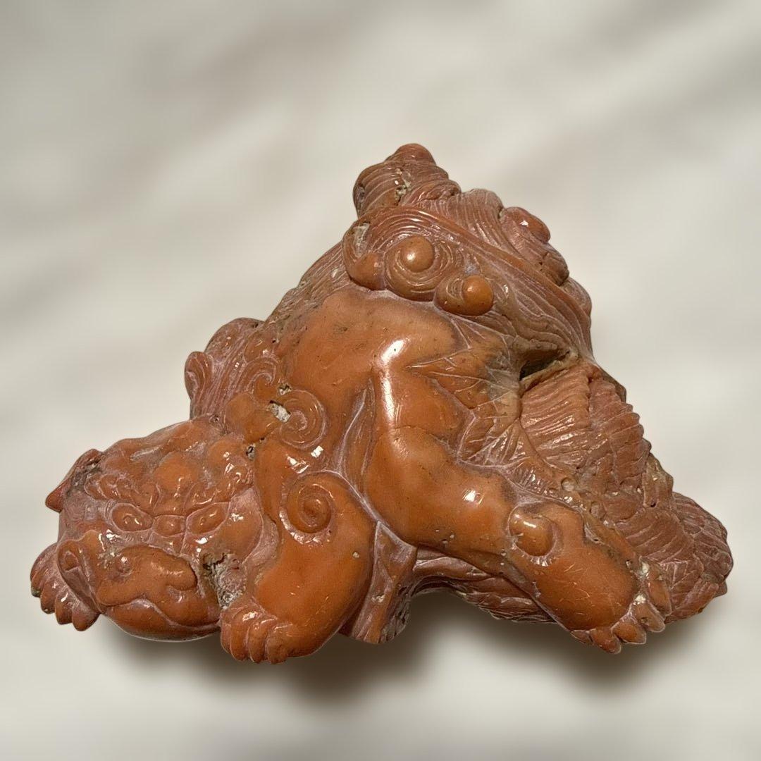 赤珊瑚　獅子　彫刻　高さ約7cm 重さ約179.2g