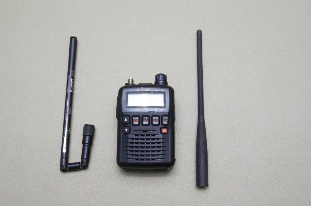 ICOM 広帯域レシーバー IC-R6　SMA-W100RX2付き　受信改造済み