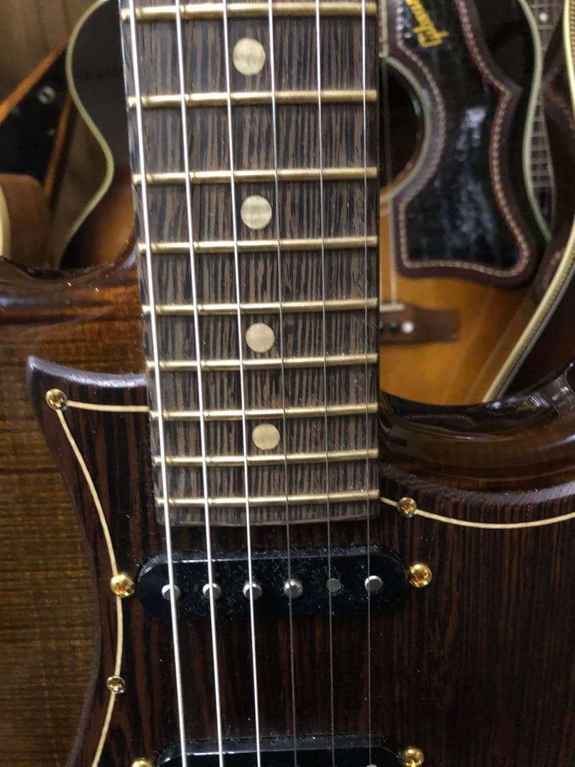 momose ストラトキャスター