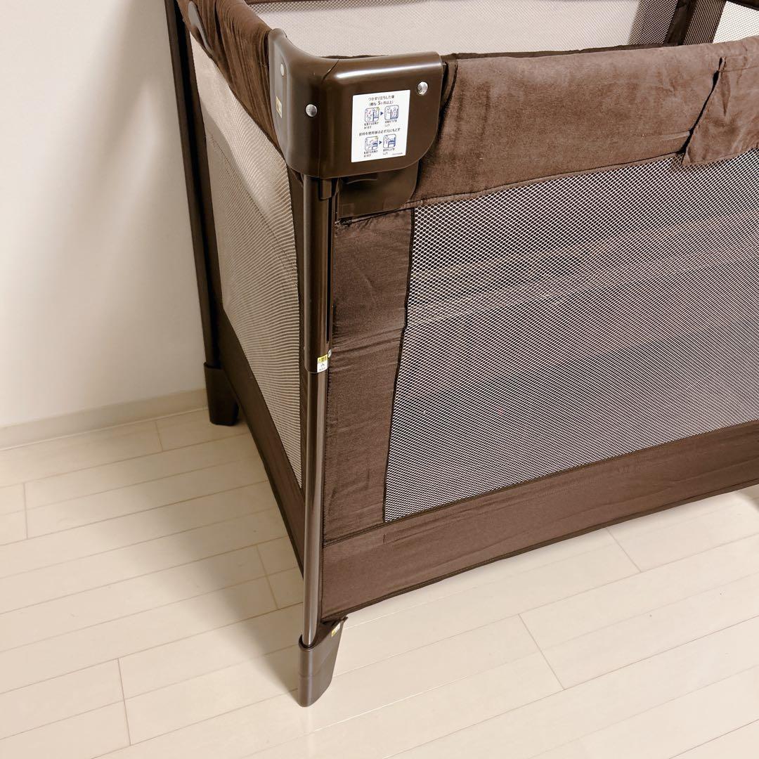 【美品】Aprica アップリカ ココネルエアープラス　ブラウン　ベビーベッド