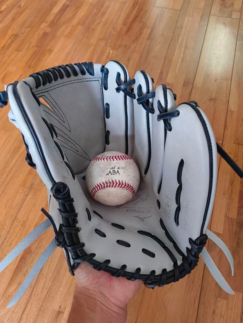 【即戦力・型良】ミズノプロ 硬式 投手用 オーダー 西野勇士モデル