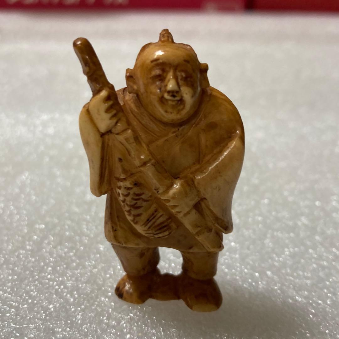 極上天然素材　釣り人彫刻　根付　提げ物
