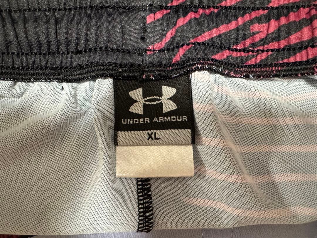 アンダーアーマー　バレーボールゲームパンツ　サントリーサンバーズ