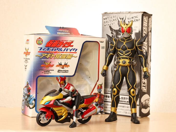 アギト　シャイニングフォーム　マシントルネイダー　クウガアルティメットフォーム