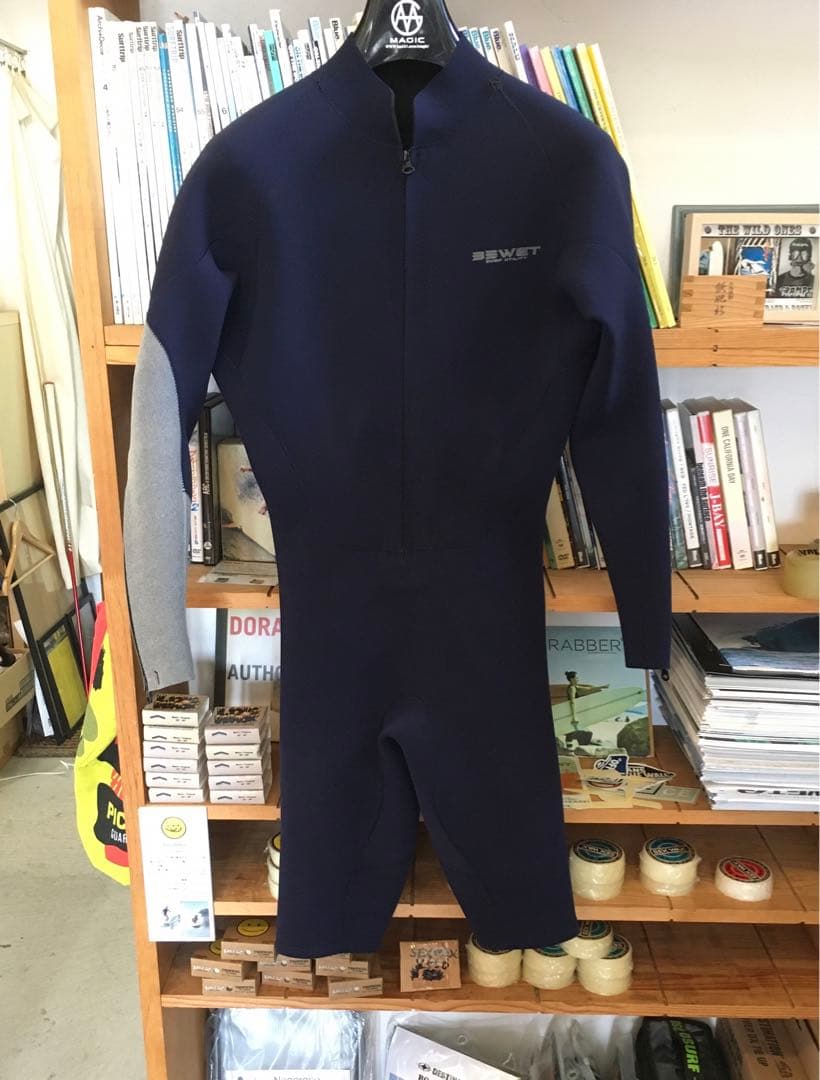 BEWET ネイビー L/S ウェットスーツ