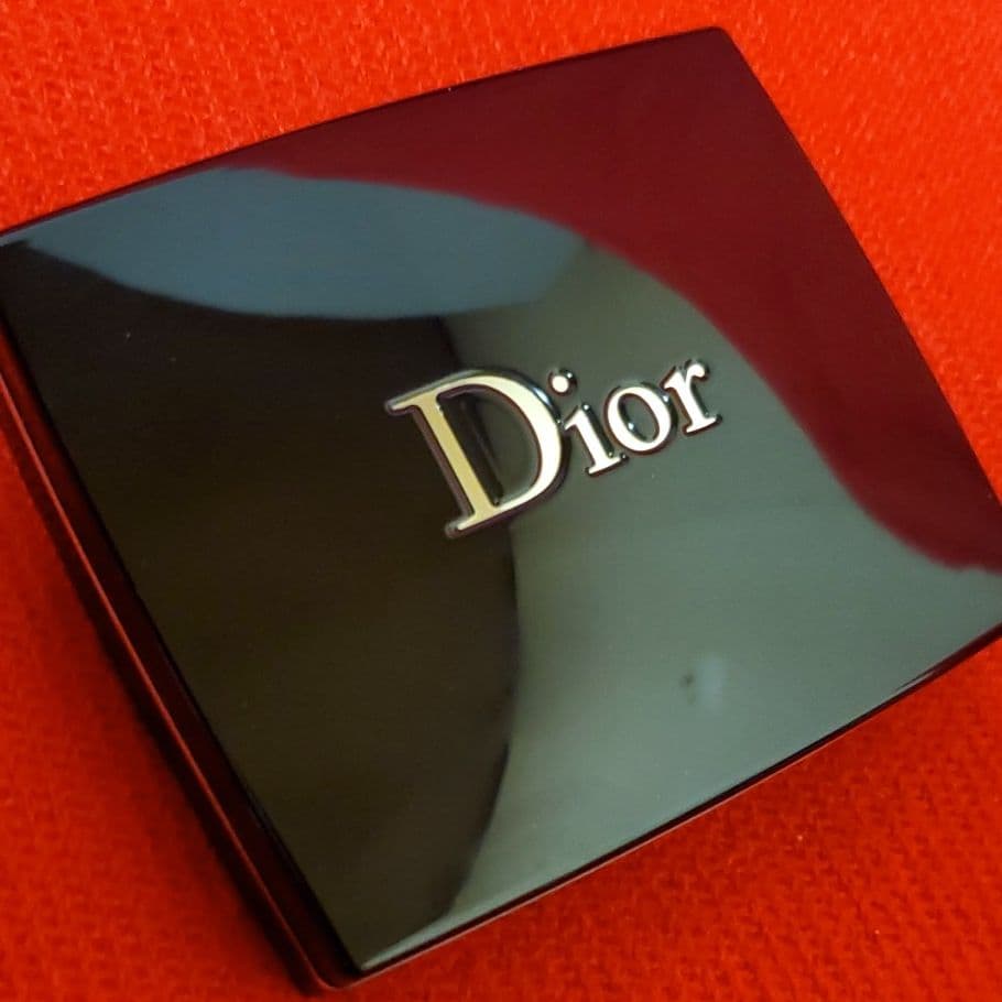 ディオール サンク クルール  556