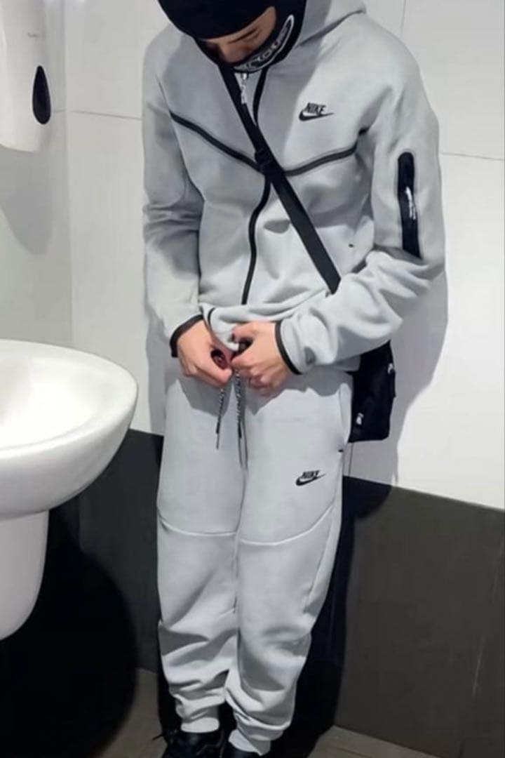 廃盤NIKEテックフリースセットアップ　グレー国内正規品 L S