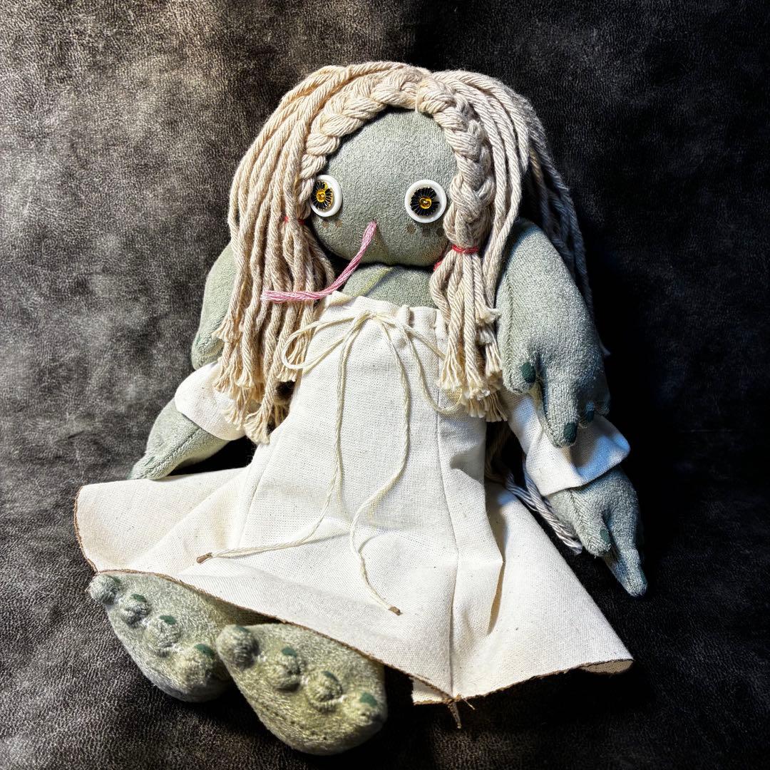 『エイリアン』　謎の生物　ハンドメイド