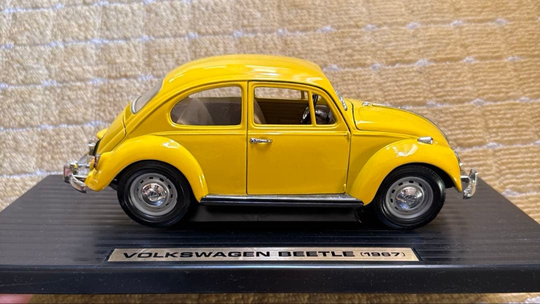 Volkswagen Beetle (1967) イエロー
