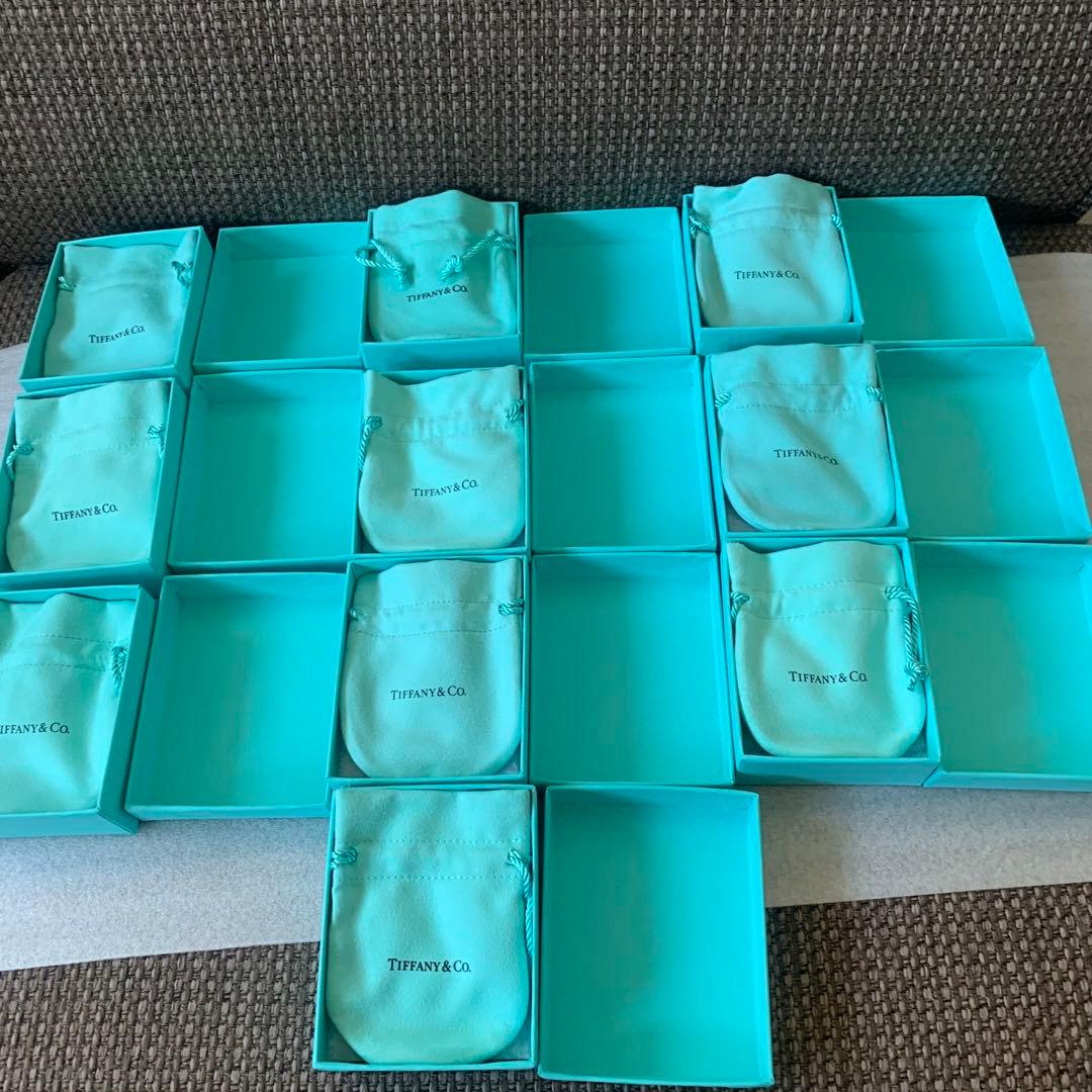 現行品　美品ティファニー空箱巾着袋10セット