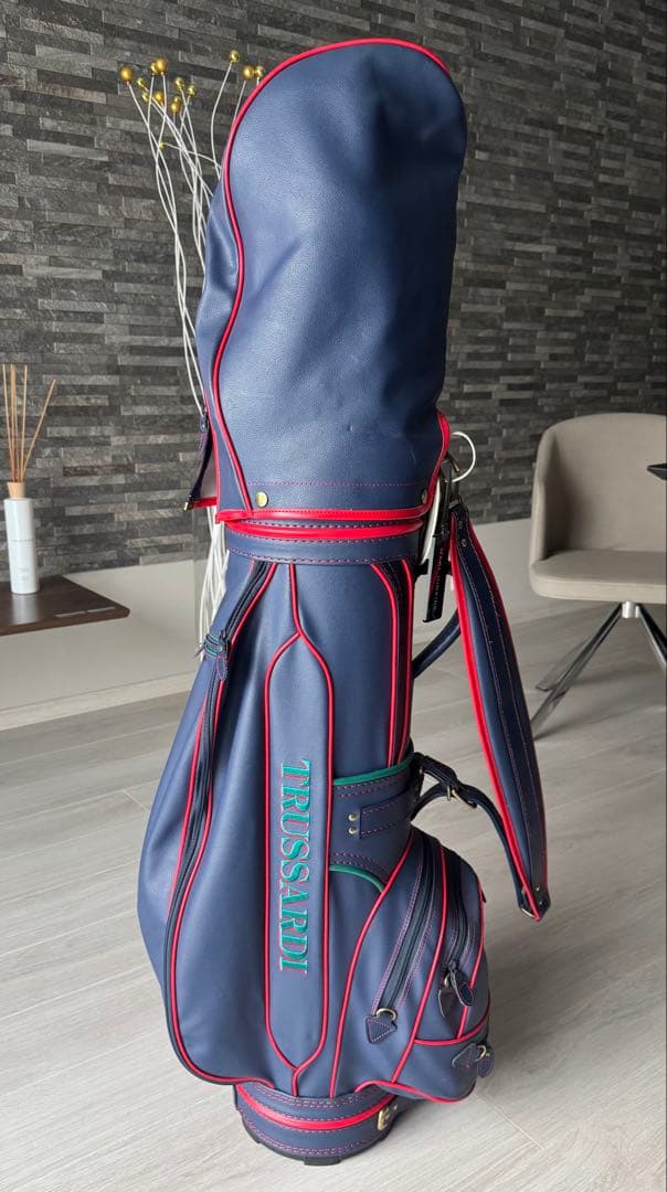 断捨離屋 　TRUSSARDI ゴルフバッグ