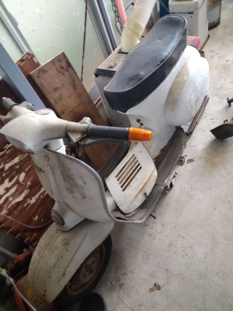 SL1007様限定Vespa 50S スクーターレストアベース　部品取り