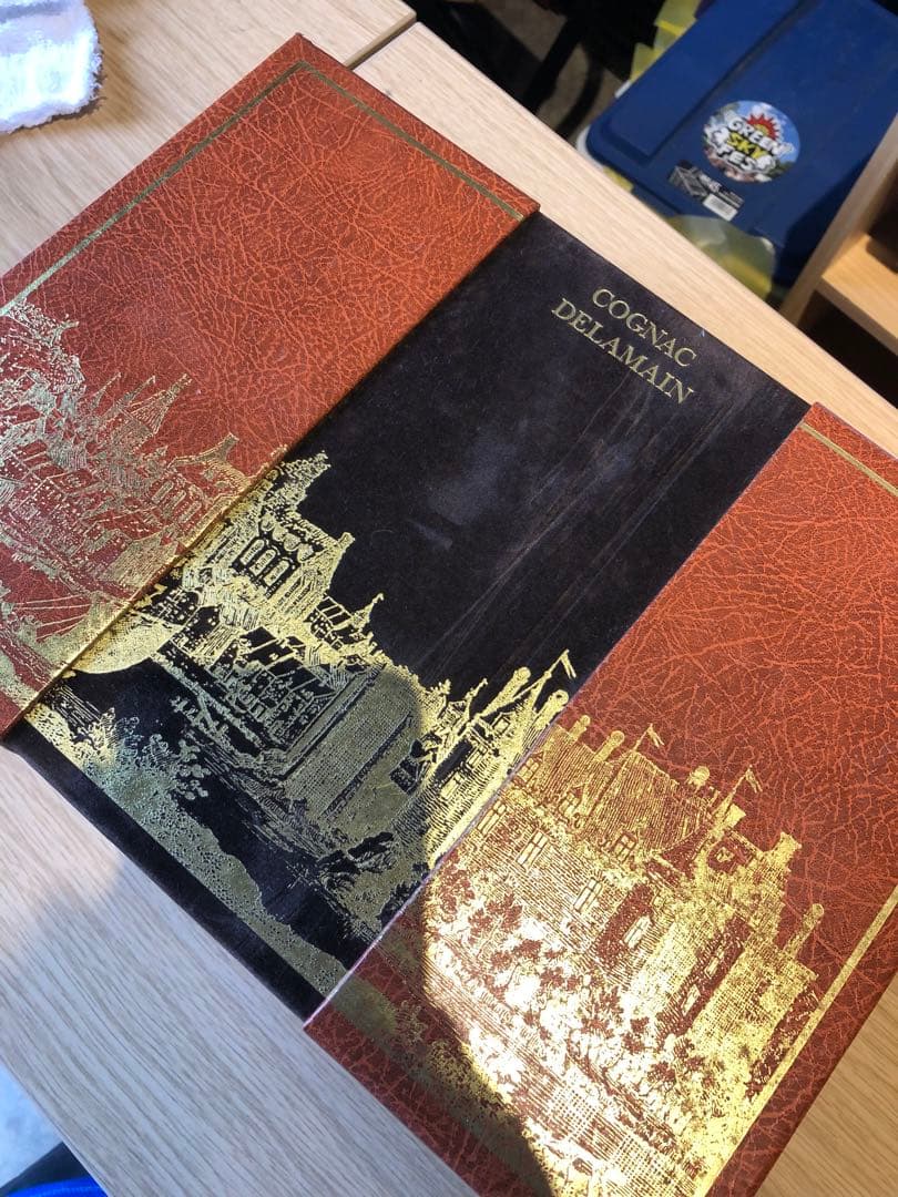 Delamain Pale & Dryコニャック　700ml 箱付き