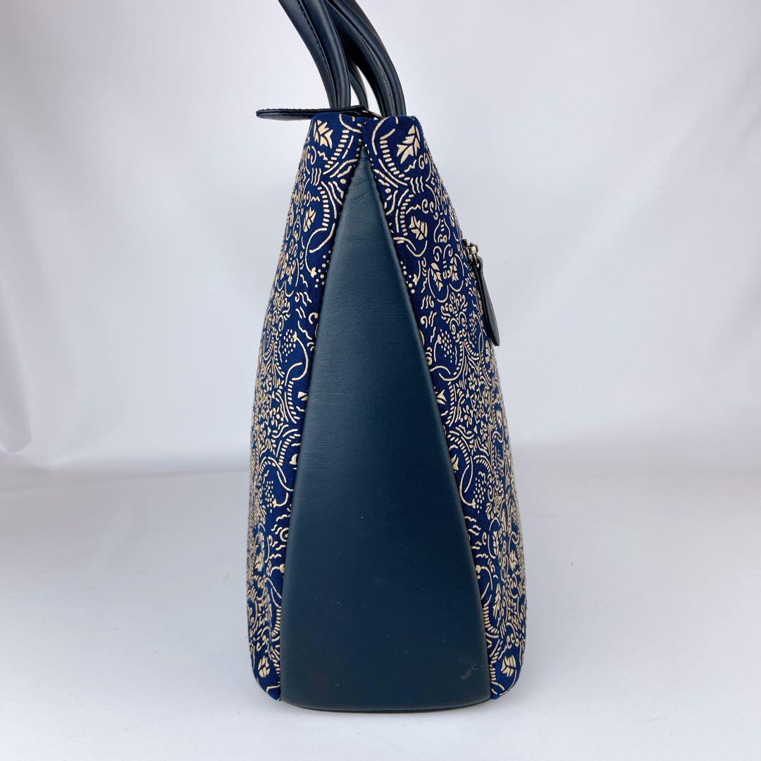 極美品 印傳屋 A4可 ハンドバッグ ネイビー ぶどう唐草 レザー 本革
