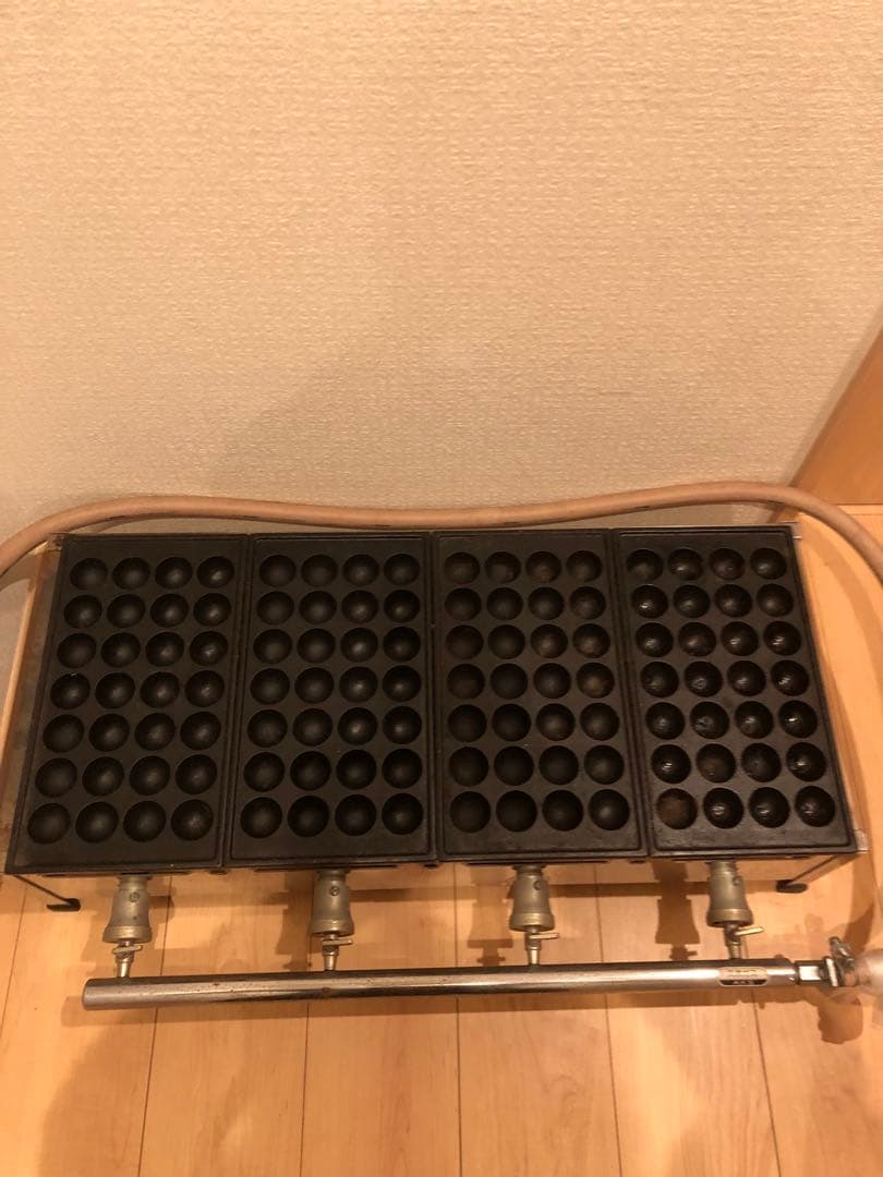 れいんぼう‼️ガス式たこ焼き器 28穴 ×4 業務用都市ガス