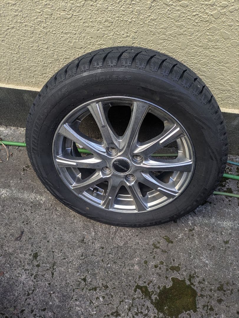 紅月藍ブリヂストンスタッドレスタイヤ 14インチ （2本分の価格）