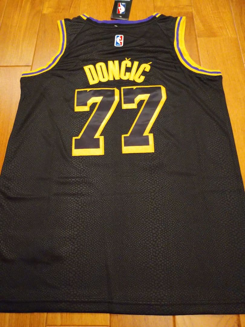 ？？？？？ レイカーズ ドンチッチ選手 77番 ユニフォーム サイズ48