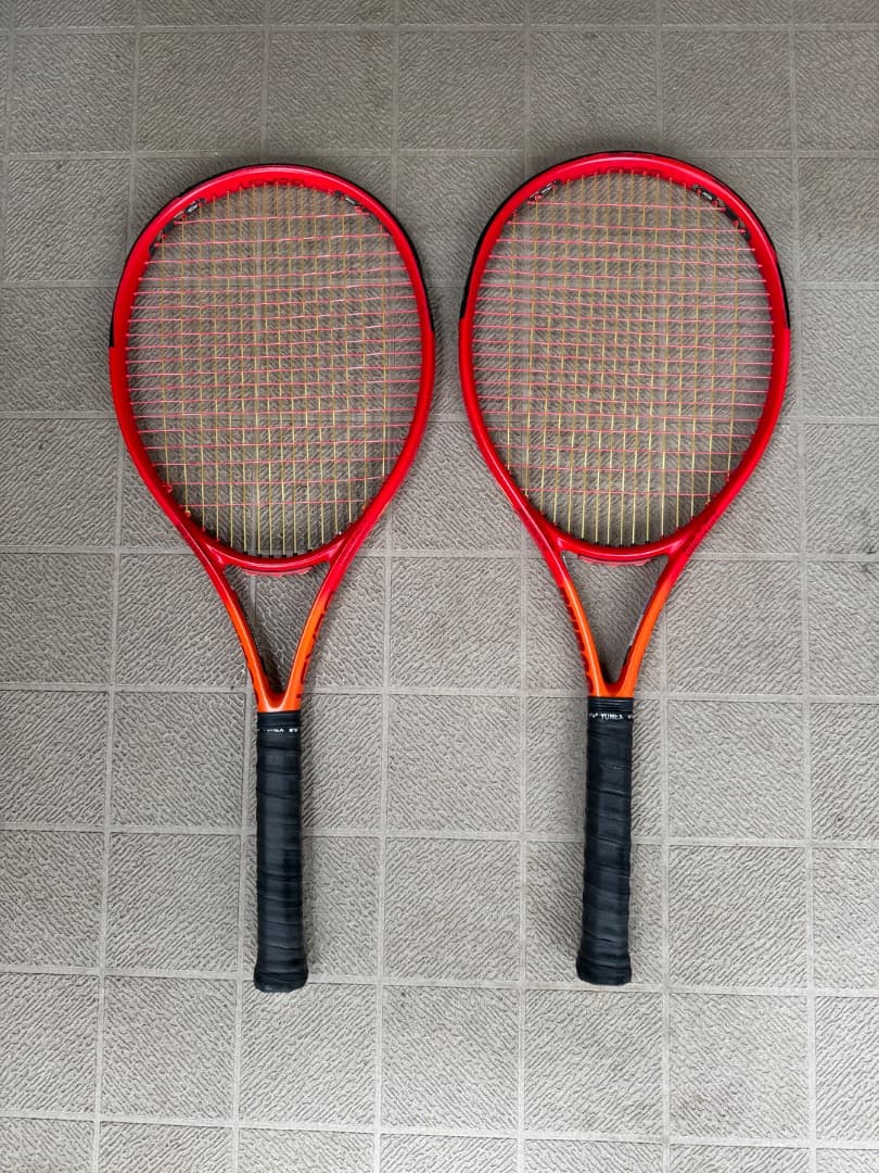 レッドオレンジ硬式テニスラケット2本セット