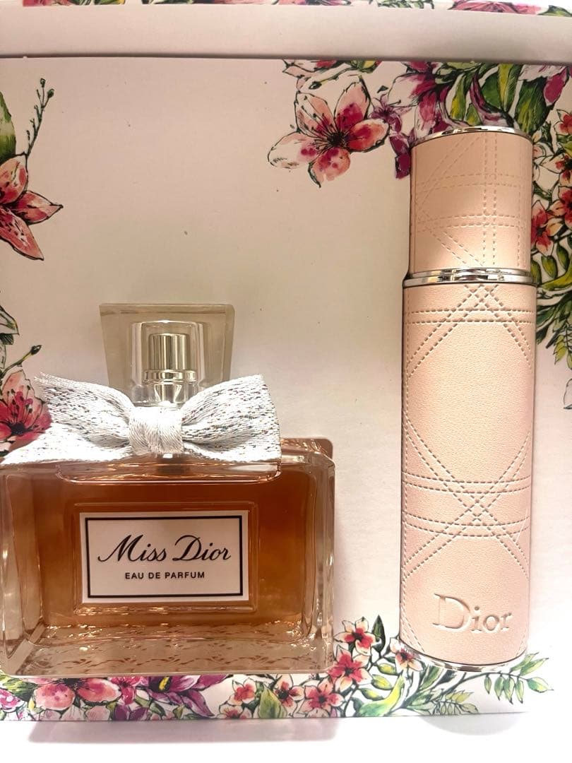 ミスディオール　オードゥパルファン　50ml & トラベルスプレー10ml