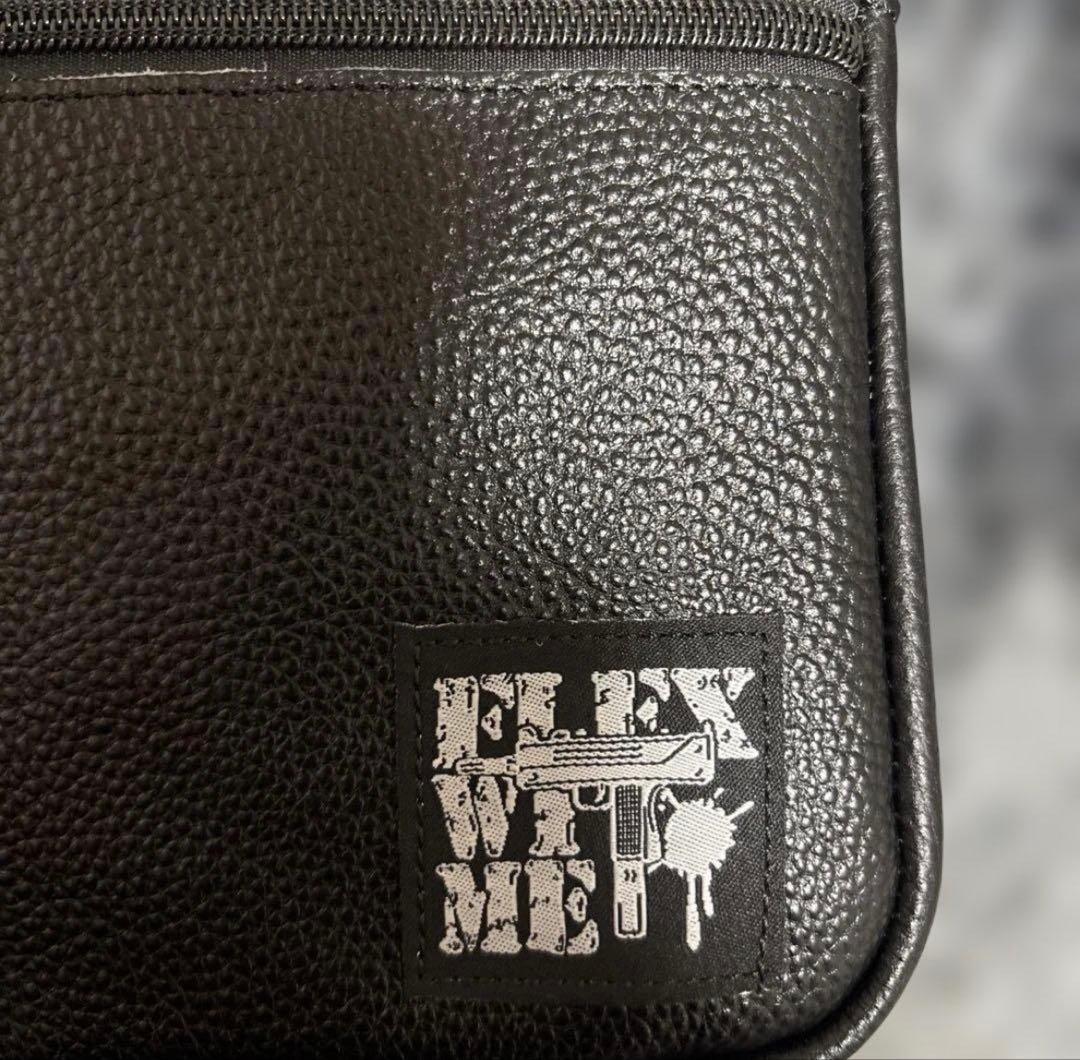 flexwitme ショルダーバッグ DAB着用