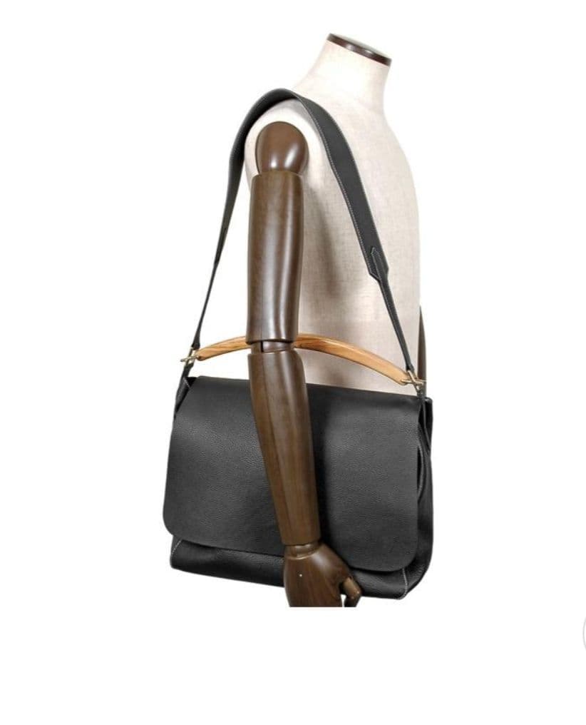 【売り切り】シセイ ブラウンレザーショルダーバッグ