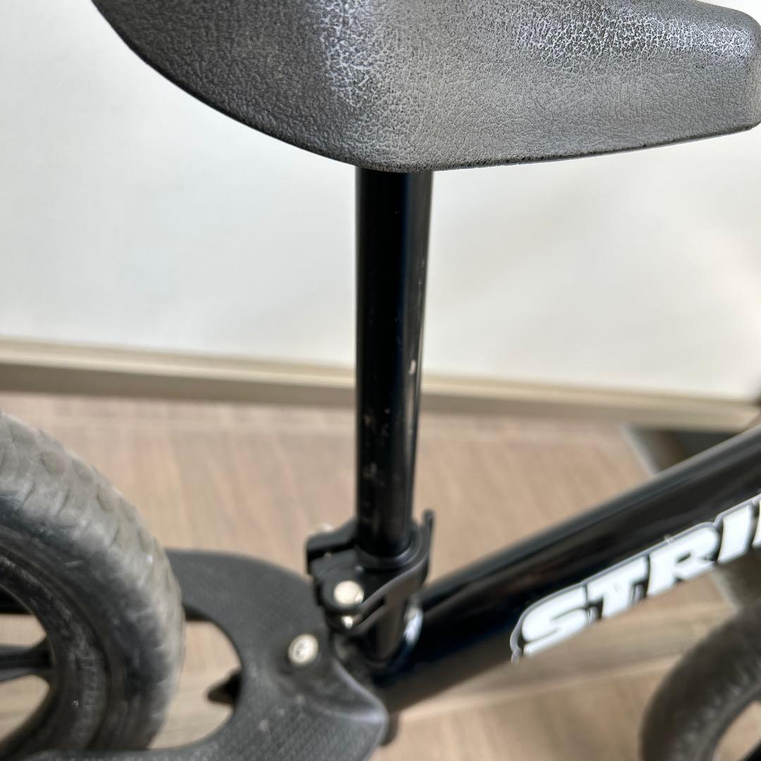 STRIDER バランスバイク ブラック 収納バッグ付き