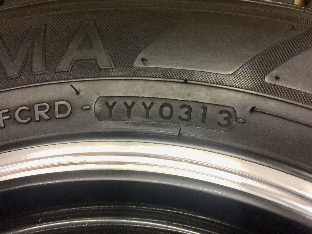 g*r様 ヴィセンテ 13インチ 165R13 8PR 5H114.3 スタッド