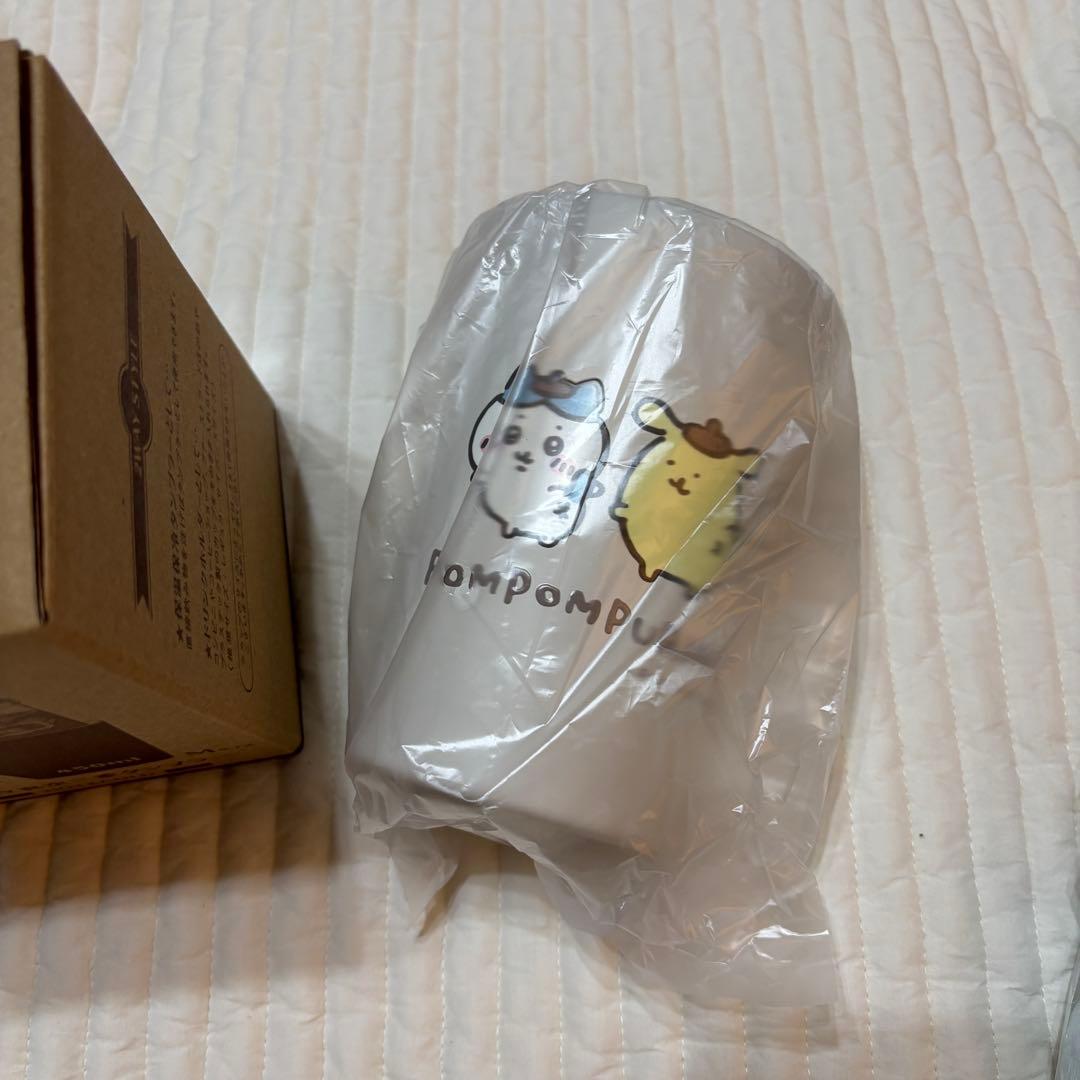 【新品】ちいかわ　サンリオコラボ　マスコットとタンブラー