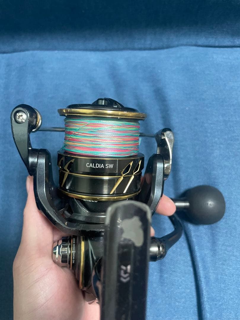 CALDIA SW 6000D-H マルチカラーリール